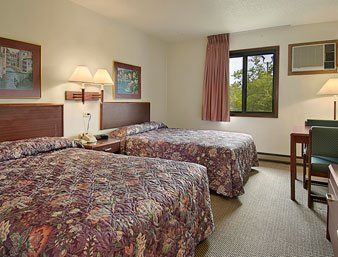 Super 8 By Wyndham Fairmont Ξενοδοχείο Δωμάτιο φωτογραφία